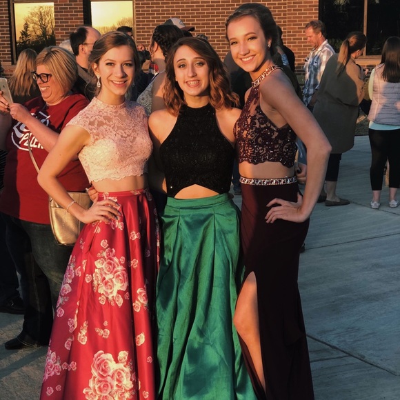 Prom Dress! - Picture 4 of 5